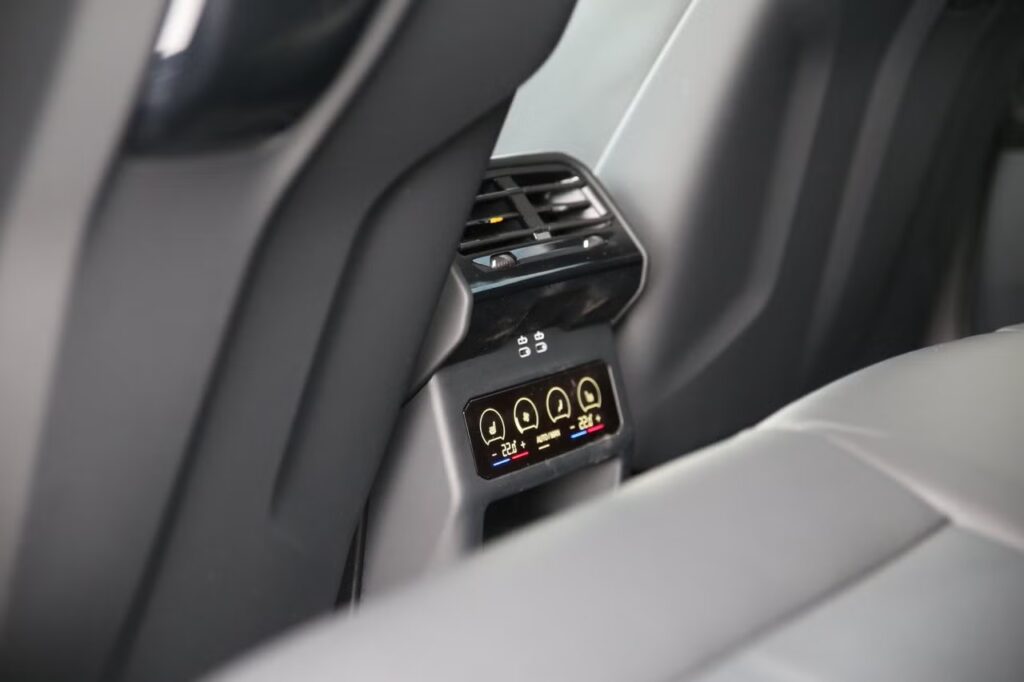 5ae6324a 04cd 4be3 8863 c7ee3045d9a1