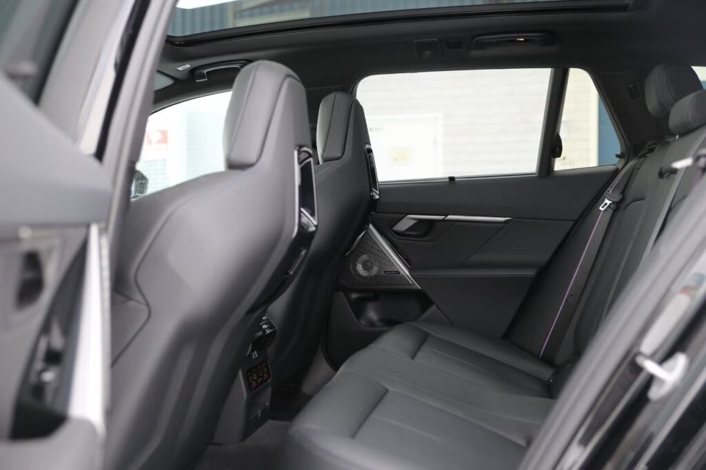 9fcc93e9 a662 4e85 aff8 e20196ee7564